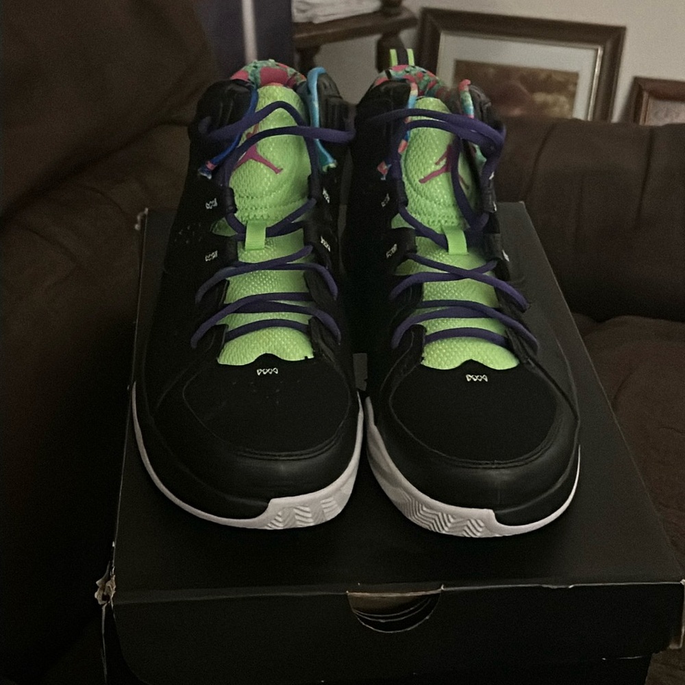 Jordan Phase 23